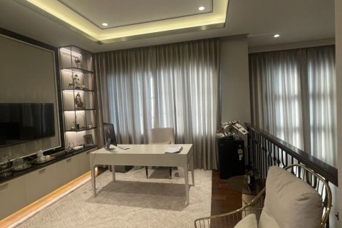 House in Samut Prakan, Thailand 4 bedrooms № 161553 - photo 4