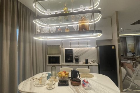 House in Samut Prakan, Thailand 4 bedrooms № 161553 - photo 10