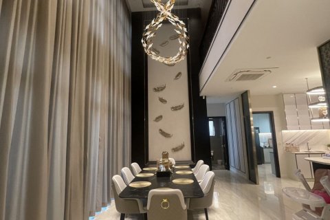 House in Samut Prakan, Thailand 4 bedrooms № 161553 - photo 3