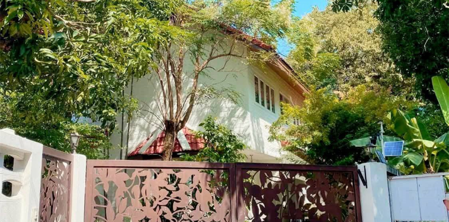 บ้านในกรุงเทพฯ, ประเทศไทย 5 ห้องนอน № 190349