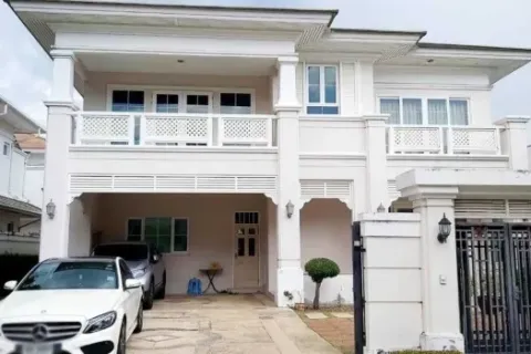 House in Taling Chan, Bangkok, Thailand 4 bedrooms № 217115
