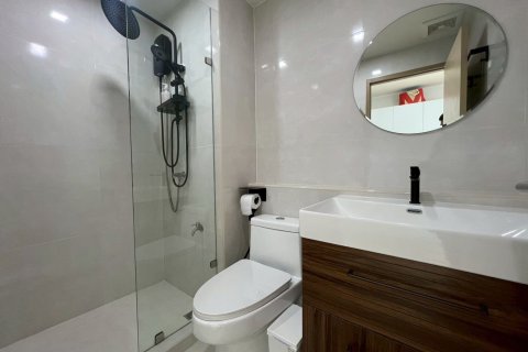 Condo à Hua Hin, Thaïlande, 2 chambres № 171734 - photo 10