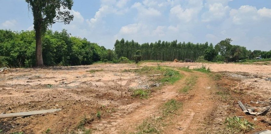 Terrain à Phanom Sarakham, Thaïlande 51200 m2 № 171737