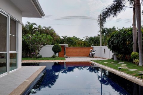 Вилла в Хуа Хине, Таиланд с 3 спальнями  № 171732 - фото 24