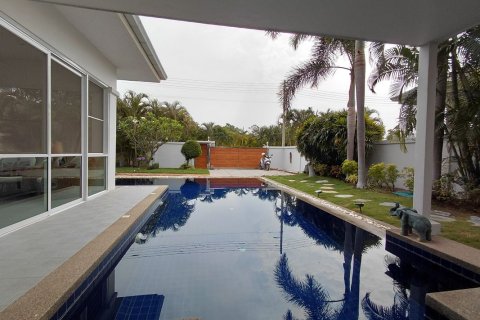Вилла в Хуа Хине, Таиланд с 3 спальнями  № 171732 - фото 25