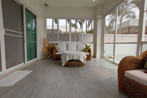 Вилла в Хуа Хине, Таиланд с 3 спальнями  № 171732 - фото 29