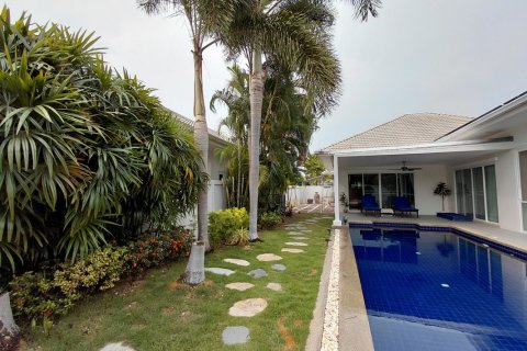 Вилла в Хуа Хине, Таиланд с 3 спальнями  № 171732 - фото 17