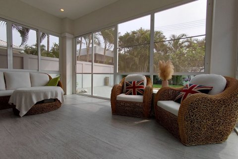 Вилла в Хуа Хине, Таиланд с 3 спальнями  № 171732 - фото 28