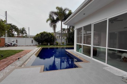 Вилла в Хуа Хине, Таиланд с 3 спальнями  № 171732 - фото 7