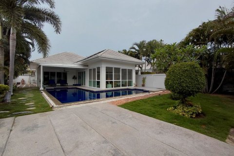 Вилла в Хуа Хине, Таиланд с 3 спальнями  № 171732 - фото 19