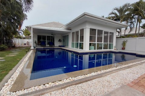 Вилла в Хуа Хине, Таиланд с 3 спальнями  № 171732 - фото 6