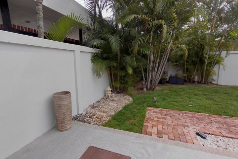 Вилла в Хуа Хине, Таиланд с 3 спальнями  № 171732 - фото 18