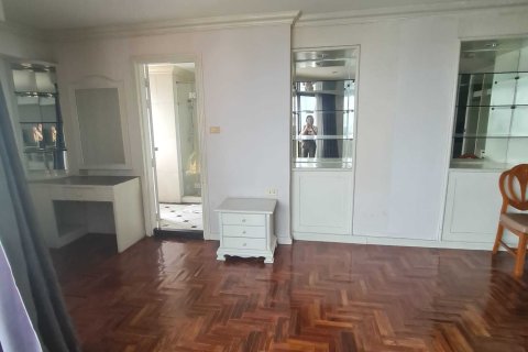 Кондоминиум с 4 спальнями в Ваттхане, Бангкок, Таиланд № 171735 - фото 15