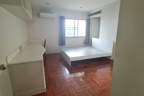 Кондоминиум с 4 спальнями в Ваттхане, Бангкок, Таиланд № 171735 - фото 24