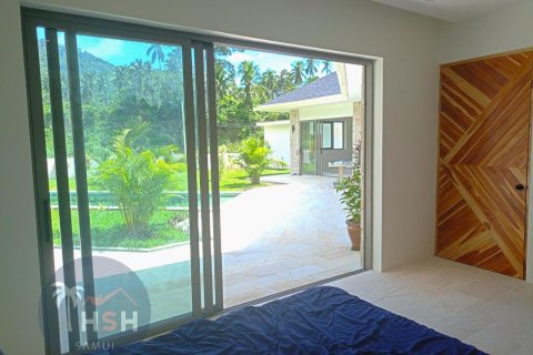 Villa in Ko Samui, Thailand 3 bedrooms № 180015 - photo 12