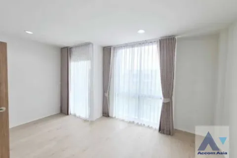 Reihenhaus in Don Mueang, Bangkok, Thailand 4 Schlafzimmer № 218609 - Foto 7