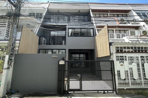 Townhouse à Watthana, Bangkok, Thaïlande 3 chambres № 201093 - photo 6