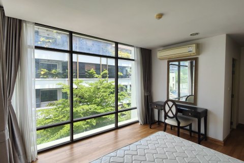 Condo à Khlong Toei, Bangkok, Thaïlande, 2 chambres № 201097 - photo 7