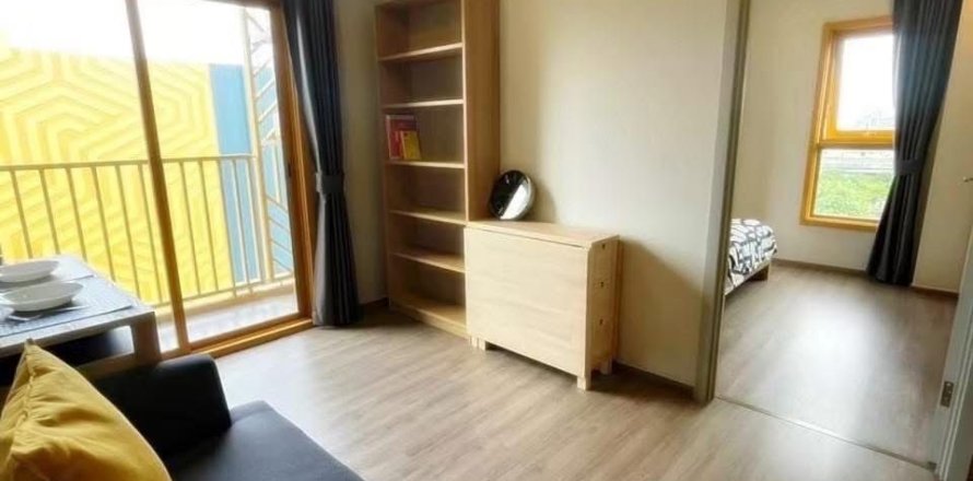 Studio in the Condo in Khlong Toei, Bangkok, Thailand  № 147906