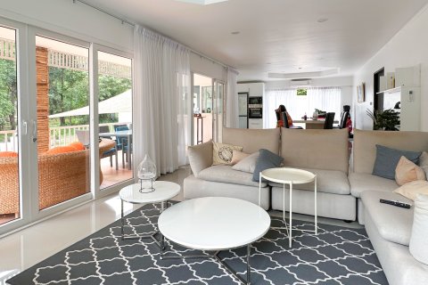 Вилла в Хуа Хине, Таиланд с 5 спальнями  № 147228 - фото 15