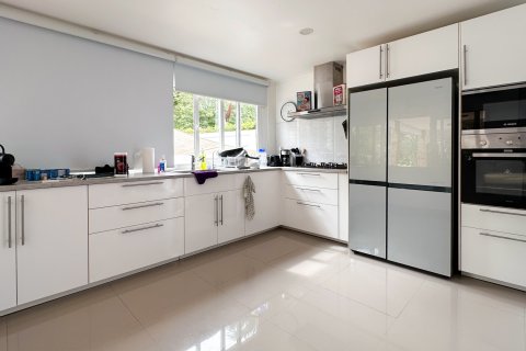 Вилла в Хуа Хине, Таиланд с 5 спальнями  № 147228 - фото 24