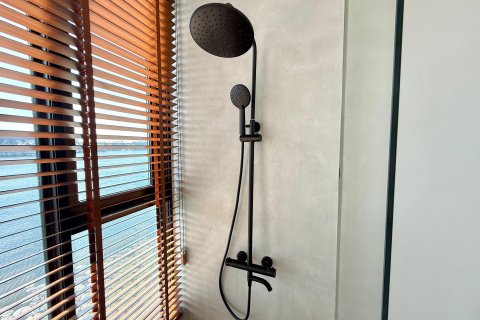 Condo in Phuket, Thailand, 2 bedrooms  № 173421 - photo 11