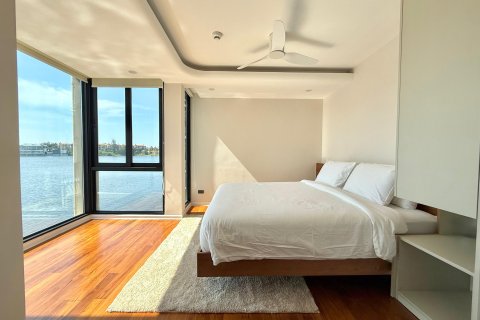 Condo in Phuket, Thailand, 2 bedrooms  № 173421 - photo 2