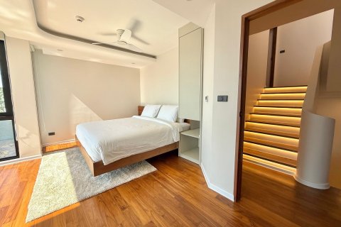 Condo in Phuket, Thailand, 2 bedrooms  № 173421 - photo 12