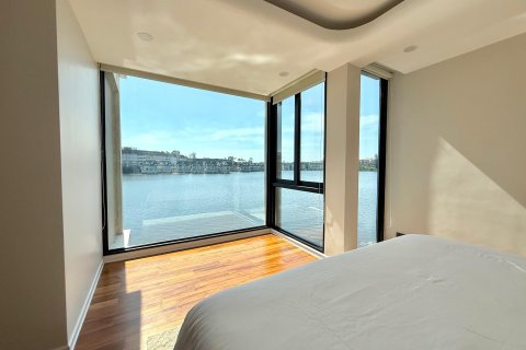 Condo in Phuket, Thailand, 2 bedrooms  № 173421 - photo 3