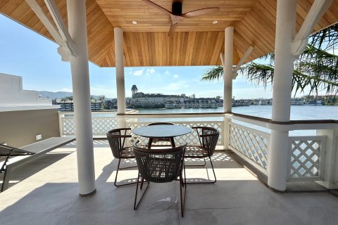 Condo in Phuket, Thailand, 2 bedrooms  № 173421 - photo 26