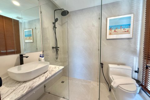 Condo in Phuket, Thailand, 2 bedrooms  № 173421 - photo 19