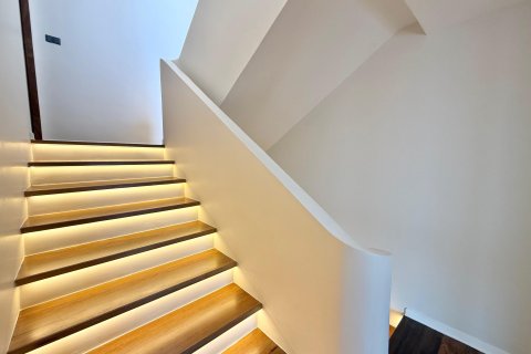 Condo in Phuket, Thailand, 2 bedrooms  № 173421 - photo 15