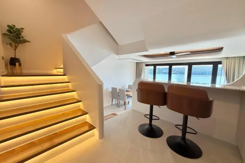 Condo in Phuket, Thailand, 2 bedrooms  № 173421