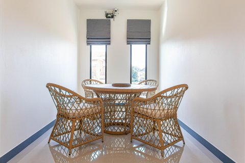 Villa à San Sai, Thaïlande 4 chambres № 173423 - photo 16