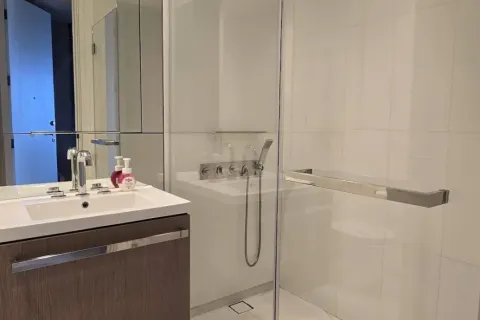 Condo à Pathum Wan, Bangkok, Thaïlande, 2 chambres  № 173426 - photo 9