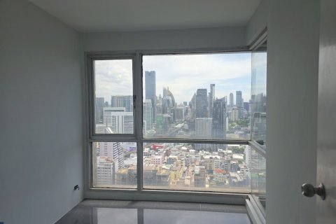 Кондоминиум с 2 спальнями в Ваттхане, Бангкок, Таиланд № 137999 - фото 8