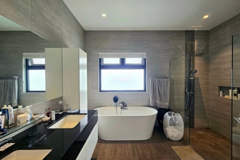 Villa in Hua Hin, Thailand 3 bedrooms № 168983 - photo 5