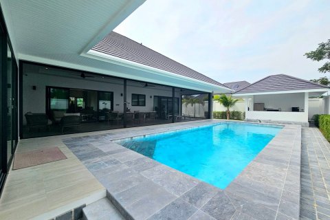 Villa in Hua Hin, Thailand 3 bedrooms № 168983