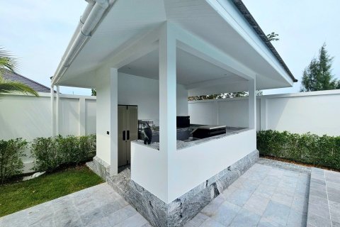 Villa in Hua Hin, Thailand 3 bedrooms № 168983 - photo 26