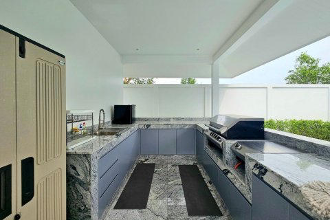 Villa in Hua Hin, Thailand 3 bedrooms № 168983 - photo 12