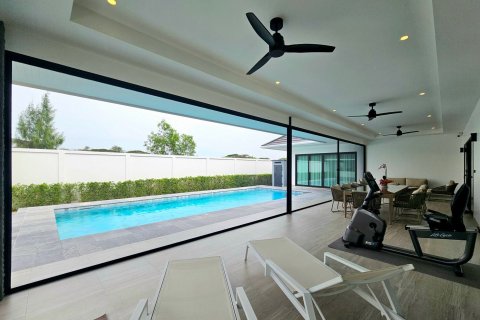 Villa in Hua Hin, Thailand 3 bedrooms № 168983 - photo 14