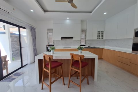 Villa in Hua Hin, Thailand 3 bedrooms № 168978 - photo 3