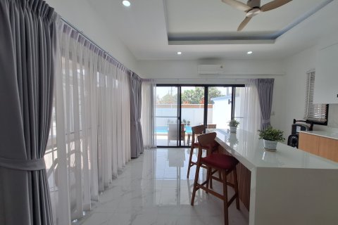 Villa in Hua Hin, Thailand 3 bedrooms № 168978 - photo 4