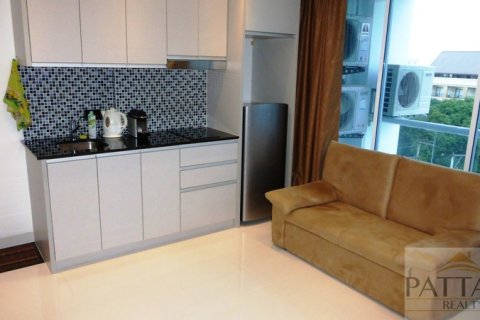 Condo in Pattaya, Thailand, 2 bedrooms № 204202 - photo 18