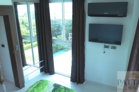 Condo in Pattaya, Thailand, 2 bedrooms № 204202 - photo 5