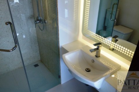 Condo in Pattaya, Thailand, 2 bedrooms № 204202 - photo 10