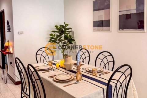 Студия в кондо на Пляж Джомтьен, Паттайя, Таиланд № 149548 - фото 3