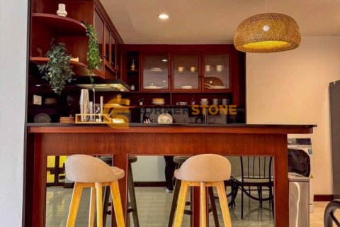 Студия в кондо на Пляж Джомтьен, Паттайя, Таиланд № 149548 - фото 4