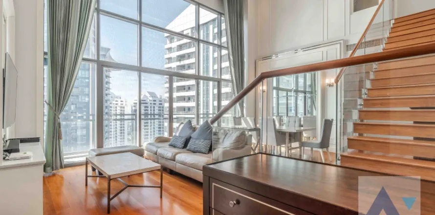 Duplex in Khlong Toei, Bangkok, Thailand 3 Schlafzimmer № 215386