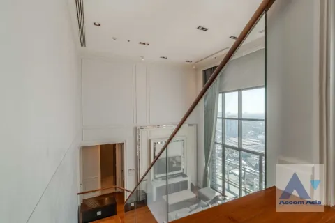 Duplex in Khlong Toei, Bangkok, Thailand 3 Schlafzimmer № 215386 - Foto 9